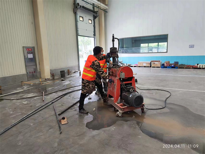 崇阳厂房地面下沉塌陷注浆加固施工